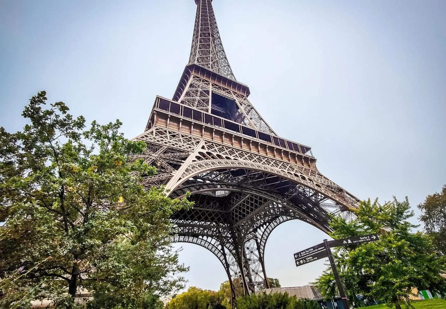 L'etoile Parisienne * Paris